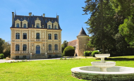 Domaine du Château de la Rolandière - Camping à Trogues, France.
